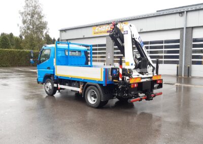 Grue HMF avec plateau